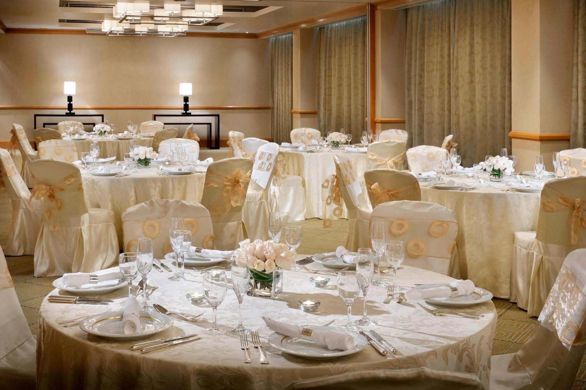 Courtyard By Marriott Kuwait City Exteriér fotografie