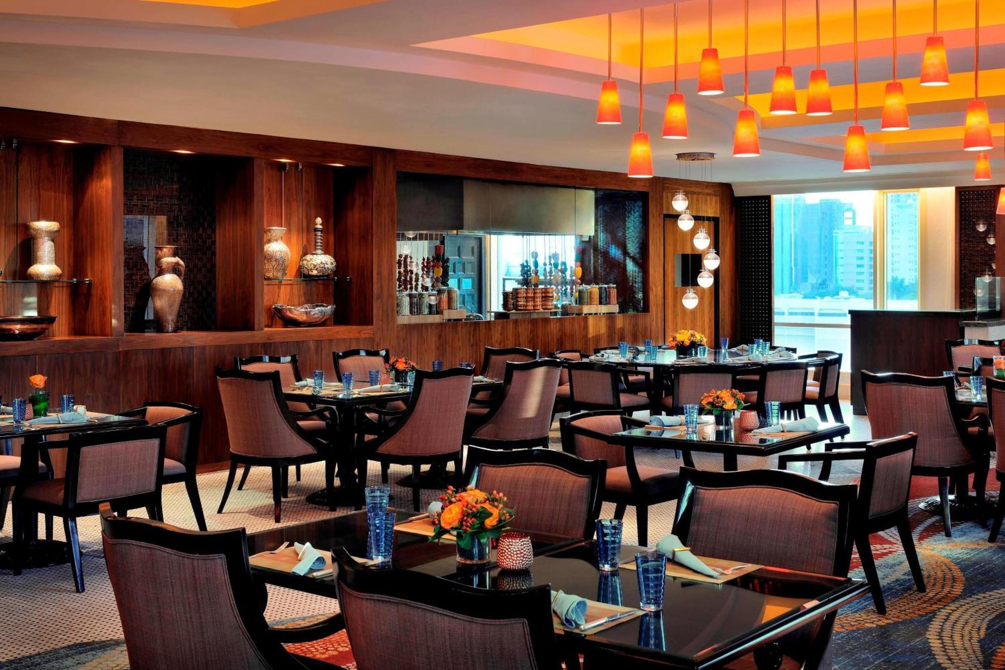 Courtyard By Marriott Kuwait City Exteriér fotografie