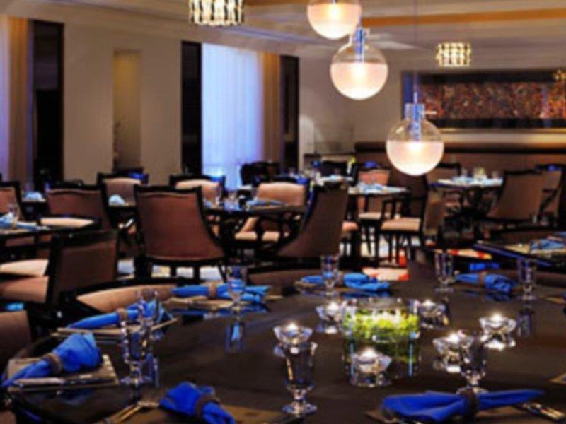 Courtyard By Marriott Kuwait City Exteriér fotografie