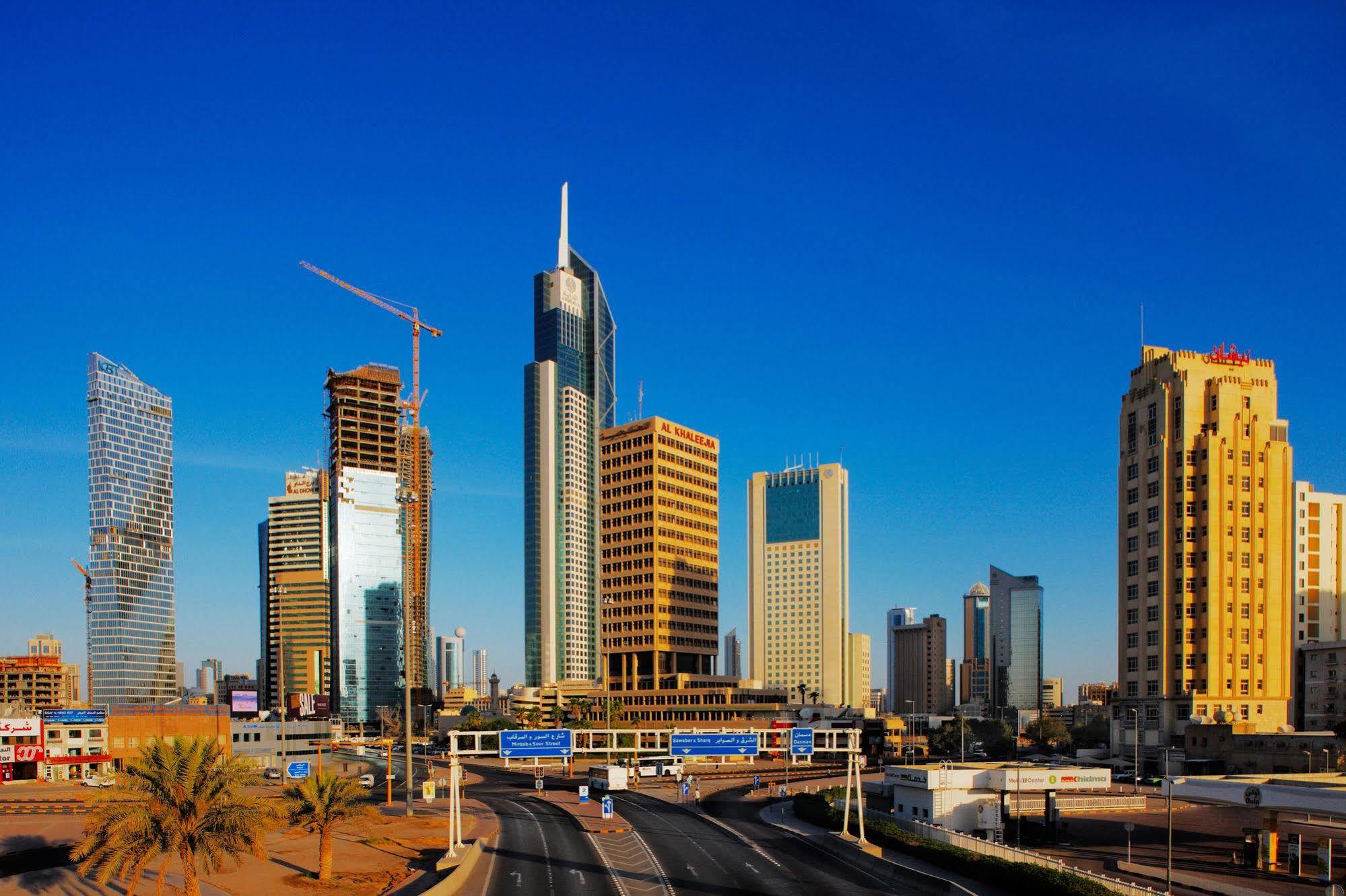 Courtyard By Marriott Kuwait City Exteriér fotografie
